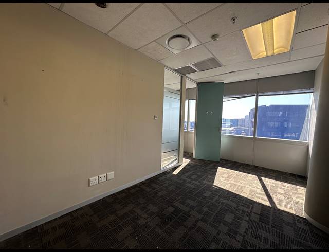 308M² OFFICE TO LET IN SANDTON CENTRAL